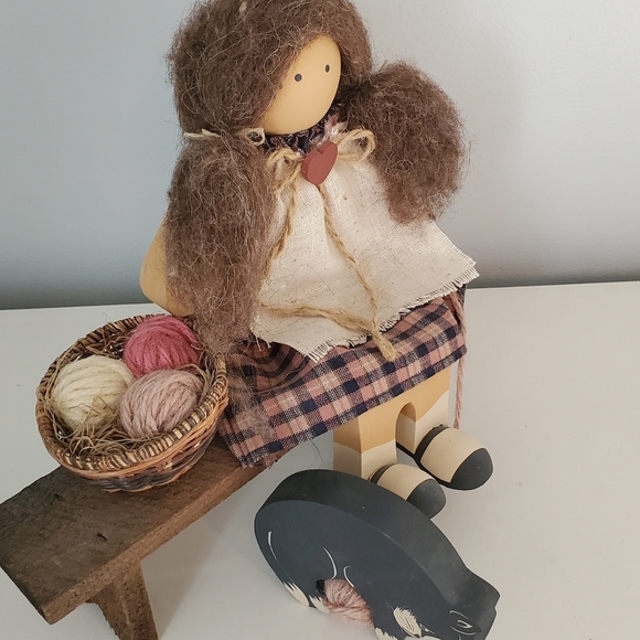 Lizzie High Handmade Wood Doll with Cat 1987 - Picture 5 of 9